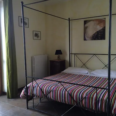 La Terrazza Del Barbaresco Couette-café Neviglie