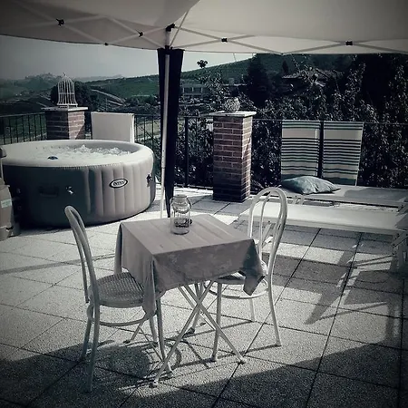 La Terrazza Del Barbaresco Frühstückspension 3*