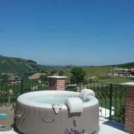 La Terrazza Del Barbaresco 住宿加早餐酒店 Neviglie