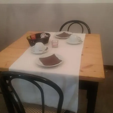 La Terrazza Del Barbaresco 住宿加早餐酒店 Neviglie